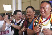 paralympic bronze medallist receives warm welcome